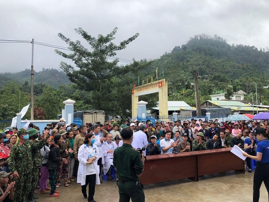 Hỗ trợ người dân Quảng Nam khắc phục hậu quả sau bão lũ, Novaland không ngừng lan tỏa giá trị nhân ái