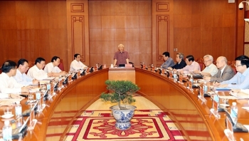 Tổng Bí thư chủ trì cuộc họp Thường trực Tiểu ban Văn kiện Đại hội XIII của Đảng