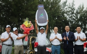 Golfer Trần Huy Cương nhận giải thưởng “khủng” gần 10 tỷ cho HIO tại Bamboo Airways 18 Tournament