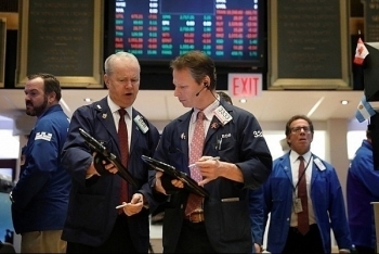 Chứng khoán Mỹ ngày 9/12: Đồng loạt đi xuống, Dow Jones mất hơn 105 điểm