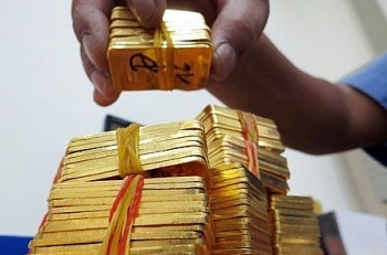 Giá vàng chiều nay 24/12: Tiếp tục bật tăng, vàng hướng về mốc 42 triệu đồng/lượng