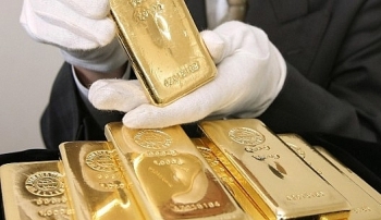 Cập nhật giá vàng cuối ngày 24/11: Vàng châu Á lên đỉnh một tháng rưỡi, trong nước tăng đến 160 ngàn đồng/lượng