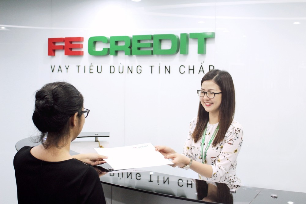 fe credit giu loi the tien phong tren thi truong tai chinh tieu dung viet