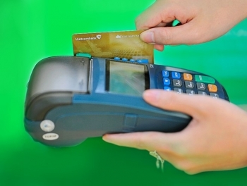 Cuối năm nay, hơn 25 triệu thẻ ATM phải chuyển sang thẻ chip