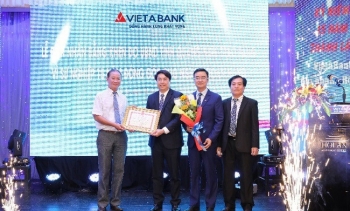 VietABank nhận bằng khen của UBND tỉnh Quảng Nam