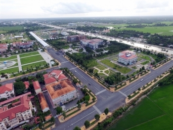 Đấu giá quyền sử dụng đất và công trình xây dựng trên đất tại thành phố Vị Thanh, tỉnh Hậu Giang