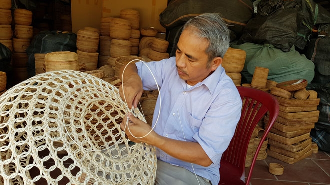 nghe nhan danh tron tam huyet cua minh dua lang nghe viet ra the gioi