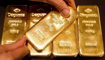 Chuyên gia nhận định: Giá vàng trong nước có thể chạm mức 45 triệu đồng/lượng