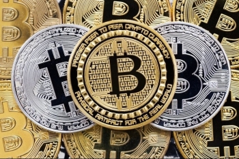 Giá Bitcoin ngày 2/12: Bitcoin đã "thoát hiểm"