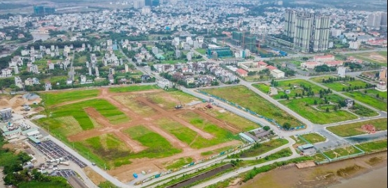 Đấu giá lô xe ô tô và quyền sử dụng đất tại huyện Hóc Môn, TP.HCM