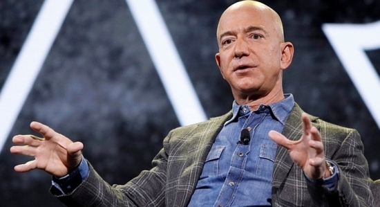 Jeff Bezos - Người đàn ông giàu nhất thế giới