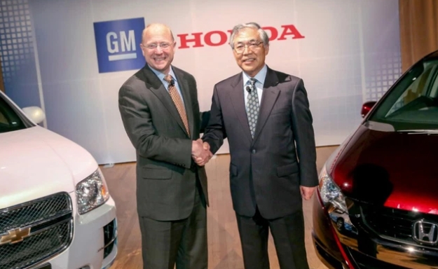 Hai ông lớn Honda và GM bắt tay nhau sản xuất ô tô điện giá rẻ