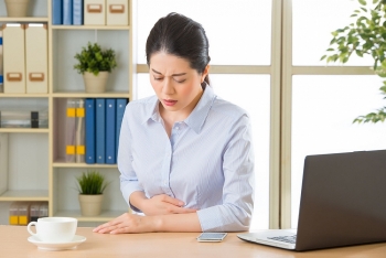 Những triệu chứng đau dạ dày nhẹ bạn cần biết để chữa kịp thời