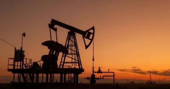 Giá xăng dầu hôm nay 20/5/2021: Vụt mất đà tăng