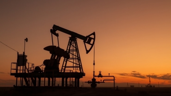 Giá xăng dầu hôm nay 12/5/2022: Xăng trong nước tăng cao nhất trong lịch sử