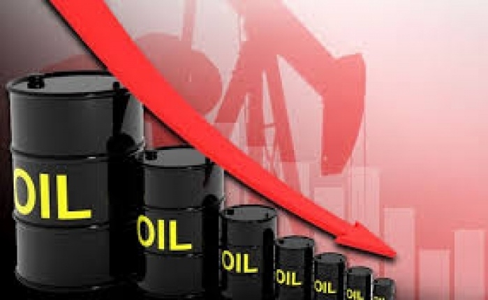 Giá xăng dầu hôm nay 25/5/2022: Giảm mạnh