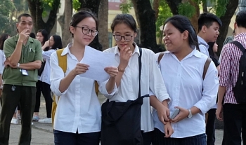 Kỳ tuyển sinh vào lớp 10 năm 2019-2020: Hướng dẫn giải chi tiết môn Ngữ Văn vào lớp 10 tại Hà Nội