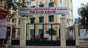 Sốc: Trường "top đầu" tại địa bàn Hà Nội tiếp tục giảm điểm chuẩn thấp nhất trong lịch sử