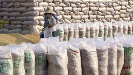 Gạo nhập khẩu từ Ấn Độ tăng đột biến vào thị trường Việt