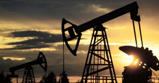 Giá xăng dầu hôm nay 2/6/2021: Dầu Brent tiến ngưỡng 70 USD