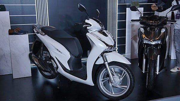 Ra mắt Honda SH 2022 tại Việt Nam bổ sung màu mới và giá tăng 500000 đồng