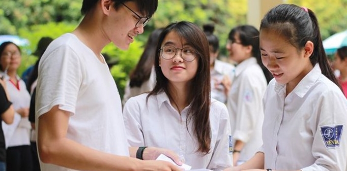 Tra cứu điểm chuẩn vào lớp 10 các trường THPT năm 2021 trên địa bàn Hà Nội