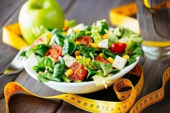 Lợi ích bất ngờ của salad đối với sức khoẻ