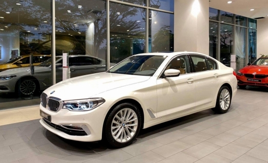 Giá lăn bánh xe BMW 530i mới nhất ngày 12/7/2020: Tặng gói BMW Premium Care hấp dẫn