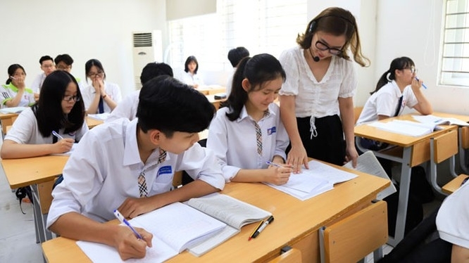Kỳ thi tuyển sinh vào lớp 10: Đáp án đề thi môn Toán tại Hà Nội