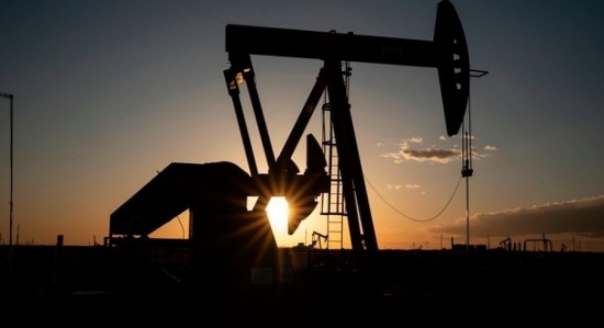 Giá xăng dầu hôm nay 2/7/2021: Giảm nhẹ chờ tín hiệu từ OPEC+