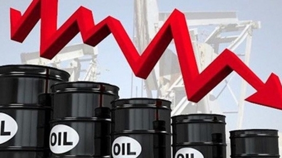 Giá xăng dầu hôm nay 17/7/2021: Giá dầu lao dốc mạnh