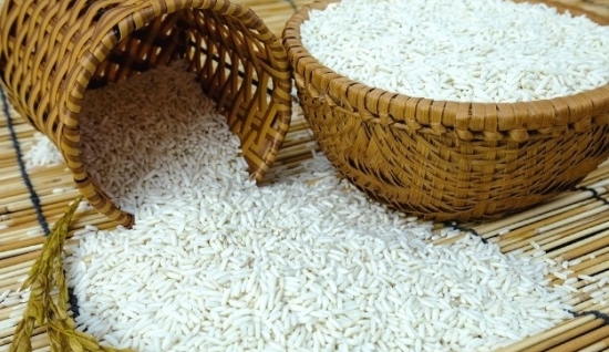 Thị trường gạo thế giới tiếp tục lao dốc
