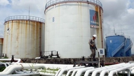 Bộ Công Thương yêu cầu ưu tiên sử dụng nguồn xăng dầu trong nước