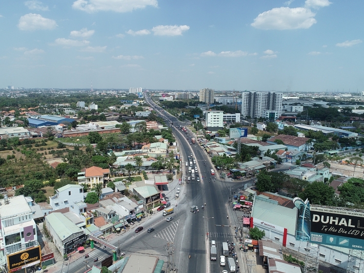 lich dau gia quyen su dung dat tai thi xa ben cat tinh binh duong