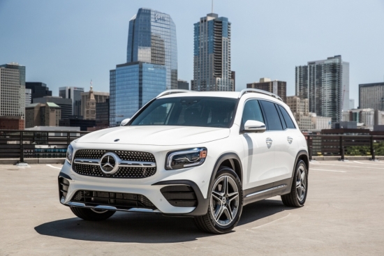 Bảng giá xe Mercedes tháng 10/2020: Ra mắt SUV 7 chỗ Mercedes GLB 2020