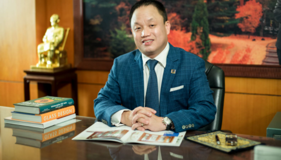 Tổng giám đốc Eurowindow Nguyễn Cảnh Hồng: 
