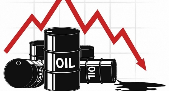 Giá xăng dầu hôm nay 29/10/2021: Lao dốc