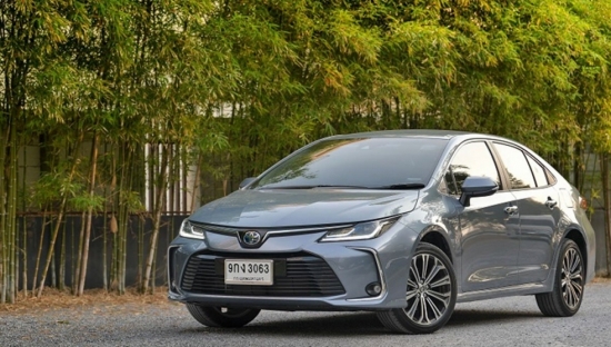 Bảng giá xe Toyota tháng 11/2021: Ưu đãi hấp dẫn cho loạt xe "hot"