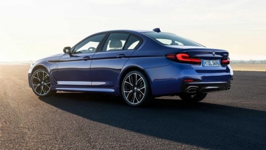 Bảng giá xe BMW mới nhất tháng 1/2021: Ưu đãi 100% phí trước bạ đến hết năm 2021