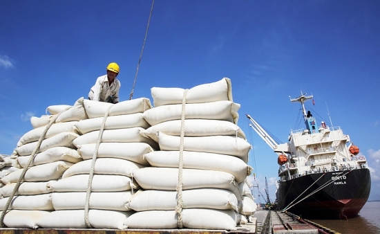 Xuất khẩu gạo Việt Nam cán mốc 1 tỉ USD trong 4 tháng đầu năm 2022