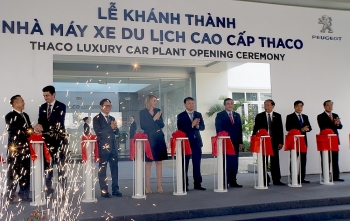 Thaco khánh thành nhà máy xe du lịch cao cấp và ra mắt bộ đôi xe Peugeot Traveller