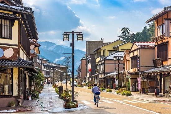 Vì sao văn hóa onsen trở thành biểu tượng của lối sống Nhật Bản?