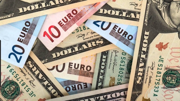 Tỷ giá ngoại tệ hôm nay 28/1/2021: USD tăng nhanh, euro sụt giảm