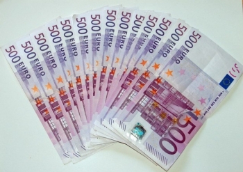 [Cập nhật] Tỷ giá Euro hôm nay 11/2: Đồng loạt “lao dốc”