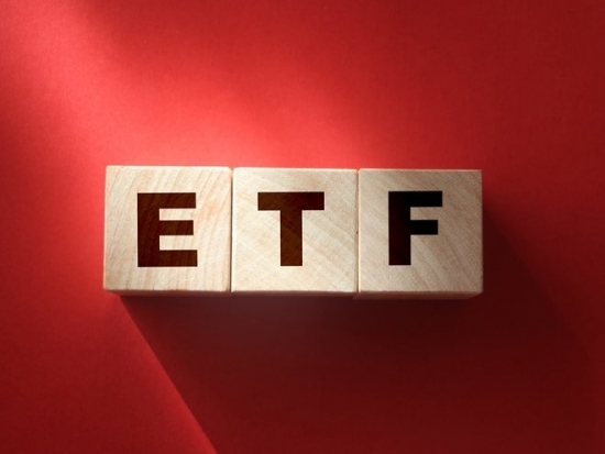 Dự báo ETF quý I/2022: Cổ phiếu APH bị loại bỏ, CEO, PVD, VIX, VND và NLG được thêm mới