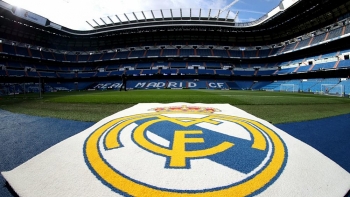 Tin NÓNG bóng đá tối 3/4: Huyền thoại Real Madrid tử vong vì nhiễm Covid-19