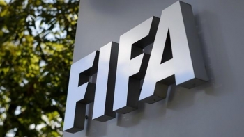 Tin nóng bóng đá sáng 8/5: FIFA định đổi luật thay người vì Covid-19