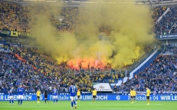 Tin nóng bóng đá tối 12/5: Bundesliga trở lại với derby vùng Ruhr