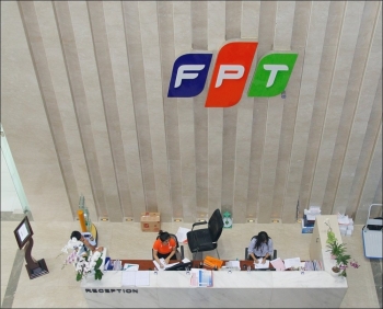 FPT: doanh thu quảng cáo trực tuyến và dịch vụ CNTT trong nước cùng giảm