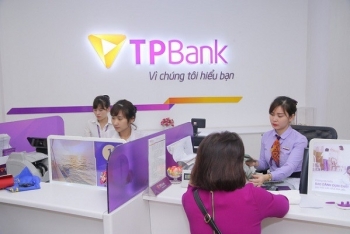 TPBank dừng tuyển dụng, không tăng lương cho nhân viên trong năm 2020